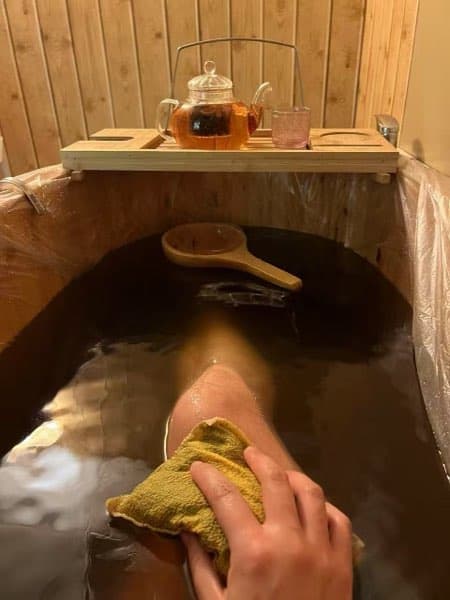 Traditional Yao Bath 40 min + Himalayan Salt Therapy 30 min